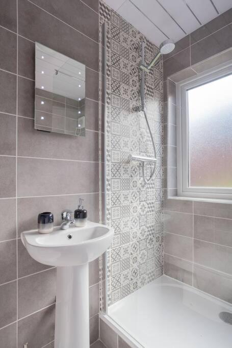 Beautiful Apartment In The Heart Of Belfast!! エクステリア 写真